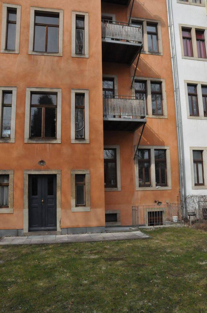 Striesen im Gründerzeithaus (1.OG re)