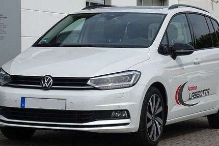 VW Touran 6.000 km 47.890 &euro; Meissen 01662