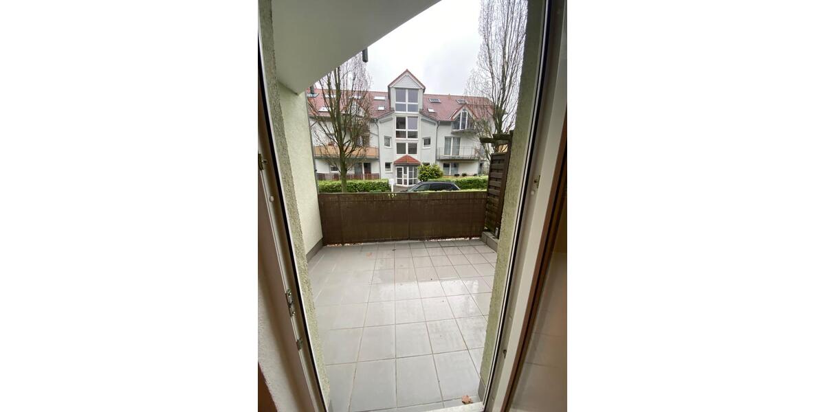 Erdgeschoßwohnung Pirna - 3 Zimmer, 74 m&sup2;, 600&euro; | Angebot:26384045