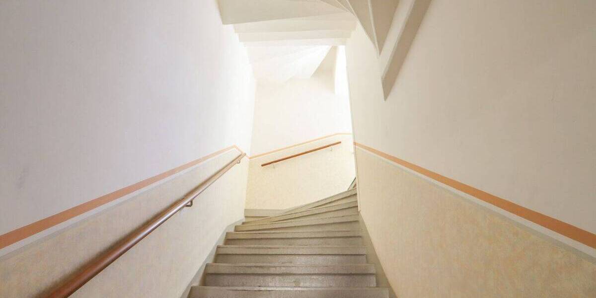 Etagenwohnung Pirna - 2 Zimmer, 72 m&sup2;, 129.000&euro; | Angebot:25798987