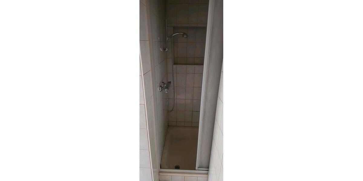 Einfamilienhaus Dorfhain - 8 Zimmer, 180 m&sup2;, 128.000&euro; | Angebot:27445521