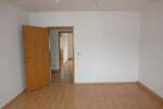 Gemütliche 2-Zimmer-DachWohnung mit Laminatboden, separater Küche & Bad mit Dusche