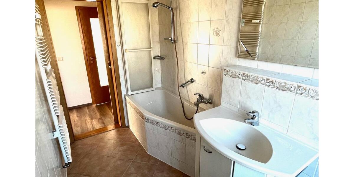 Etagenwohnung Klipphausen - 3 Zimmer, 60 m&sup2;, 390&euro; | Angebot:25551766