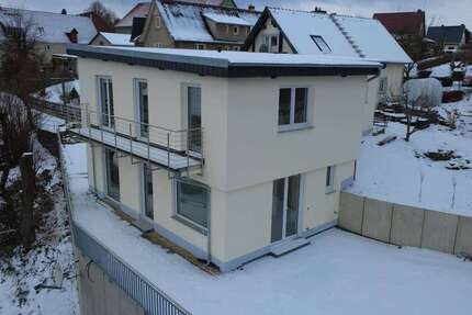 Haus Dorfhain - 5.5 Zimmer, 155 m&sup2;, 1.950&euro; | Angebot:25159175