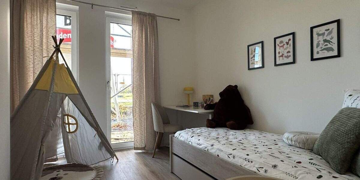 Etagenwohnung Ottendorf-Okrilla Medingen - 4 Zimmer, 97 m&sup2;, 1.570&euro; | Angebot:25799009