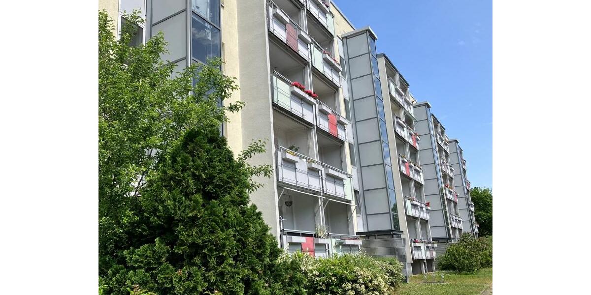 Etagenwohnung Dresden Prohlis - 3 Zimmer, 66 m&sup2;, 598&euro; | Angebot:26564877