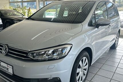 VW Touran 106.635 km 19.499 &euro; Kesselsdorf 01723