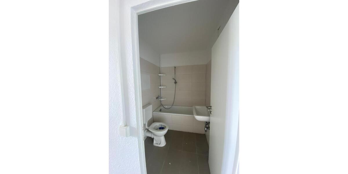 Etagenwohnung Pirna - 3 Zimmer, 57 m&sup2;, 69.000&euro; | Angebot:26987357