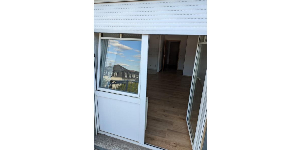 Dachgeschoßwohnung Dresden Pieschen - 1 Zimmer, 31 m&sup2;, 85.000&euro; | Angebot:27259013