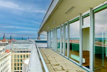 Penthouse mit Dachterrasse & Fernblick!