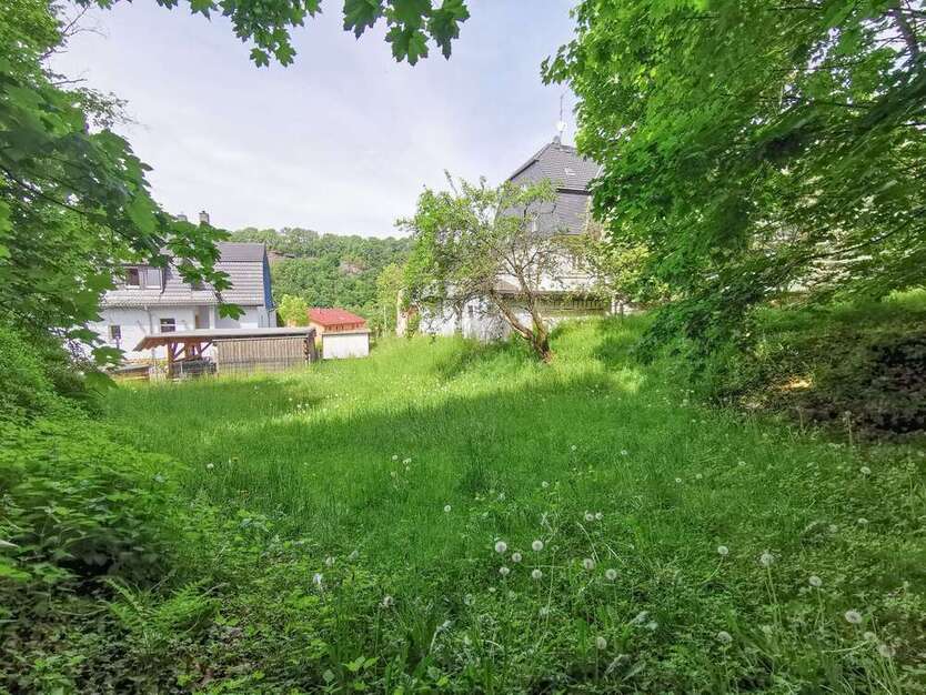 Grundstück zu verkaufen in Freital 119.000 € 885 m²