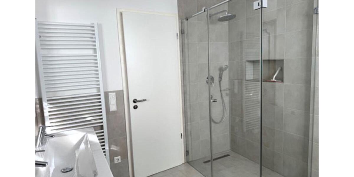 Dachgeschoßwohnung Dresden Pieschen - 3 Zimmer, 122 m&sup2;, 2.161&euro; | Angebot:25348829