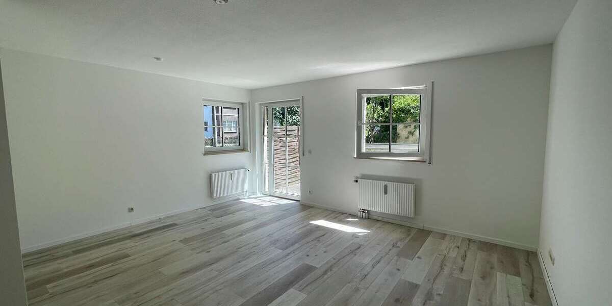 Etagenwohnung Dresden Prohlis - 2 Zimmer, 63 m&sup2;, 173.000&euro; | Angebot:27512887
