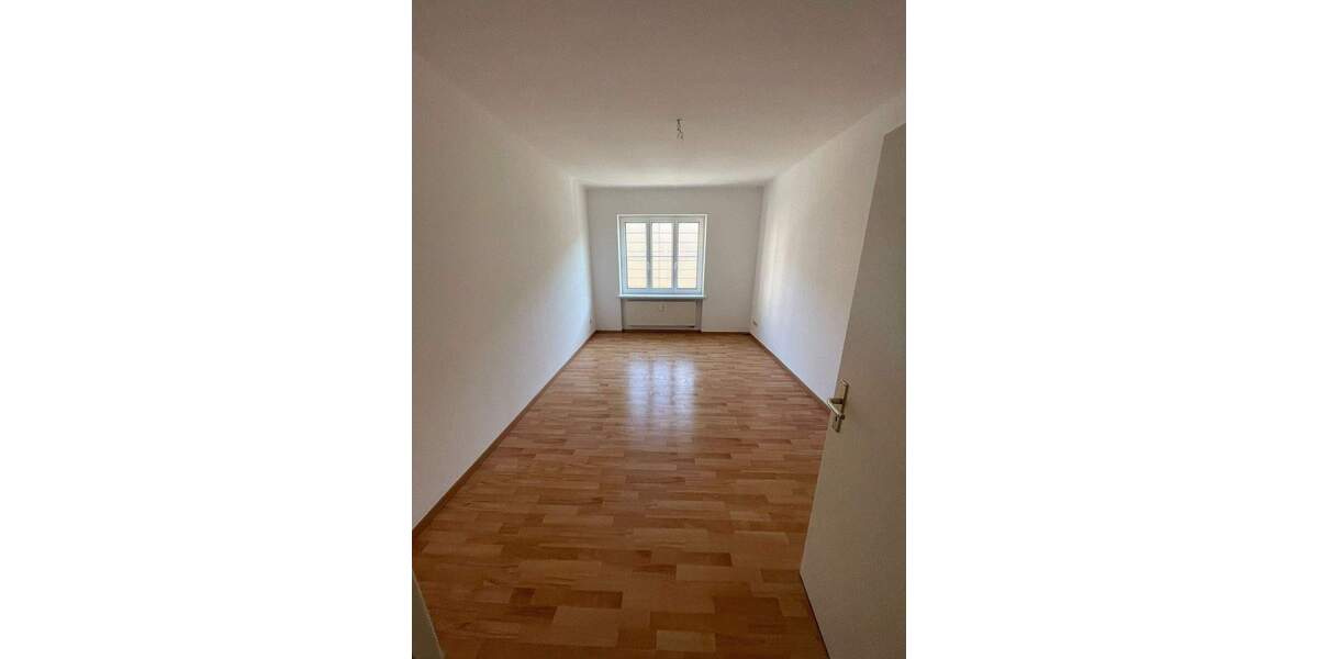 Zimmer Pirna Copitz - 3 Zimmer, 87 m&sup2;, 740&euro; | Angebot:25731358