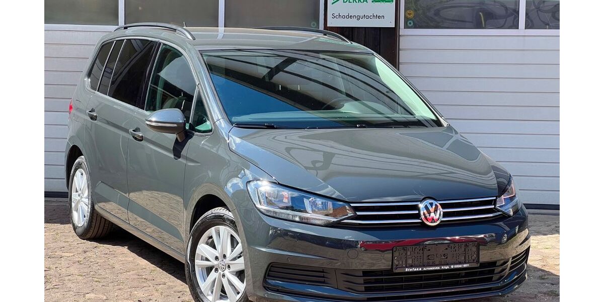 VW Touran 109.000 km 24.700 &euro; Käbschütztal OT Krögis bei Dresden 01665