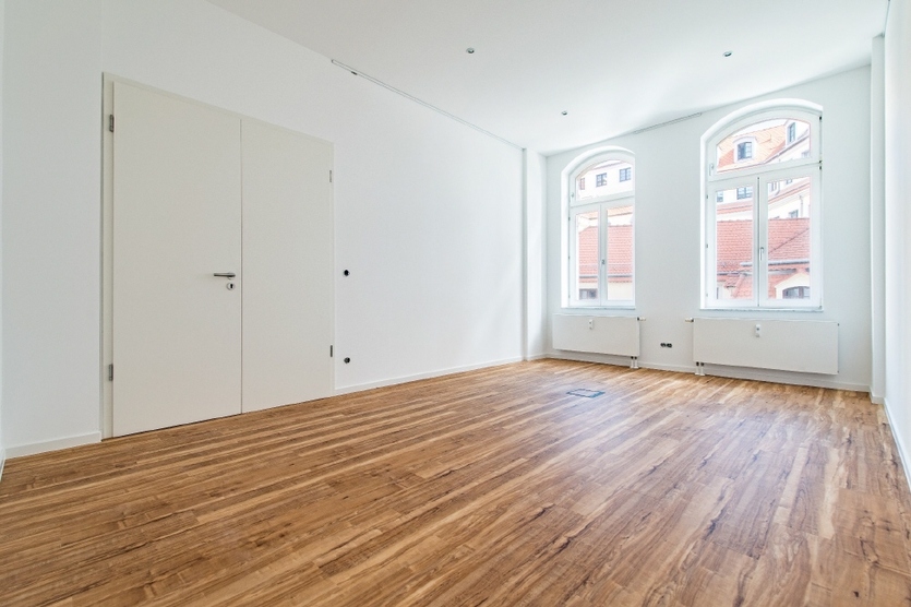 BAROCKVIERTEL – WERTIG – ANSPRECHENDE RÄUMLICHKEITEN – HOCHWERTIGER BODENBELAG 6 zimmer