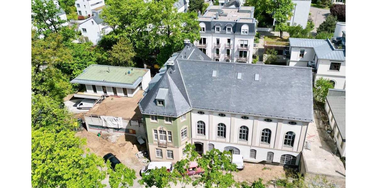 *exklusive Wohnung in dem historischen Saal des bekannten Lahmann-Sanatoriums am Weißen Hirsch* 2 zimmer