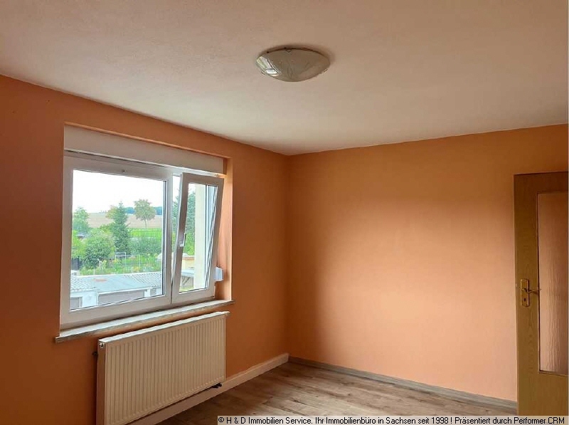 Eigentumswohnung mit großen Garten und Garage gesucht ? 3 zimmer