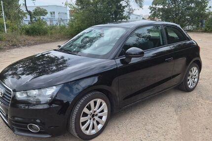 Audi A1 242.993 km 3.200 &euro; Dresden 01237