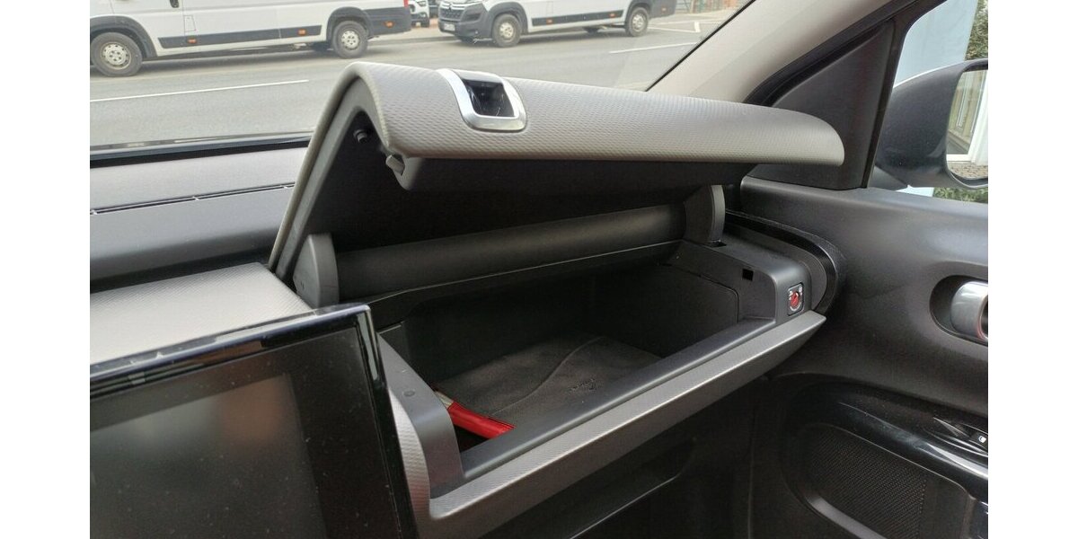 Citroen C4 Cactus Feel 84.000 km 10.995 &euro; Meißen 01662