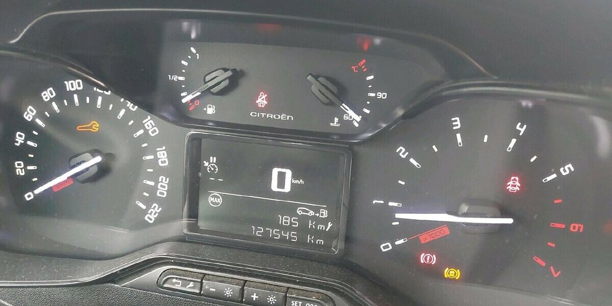 Citroen C3 Feel 153.500 km 8.995 &euro; Meißen 01662