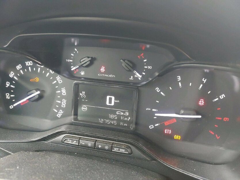 Citroen C3 Feel 153.500 km 8.995 € Meißen 01662