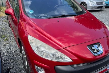 Peugeot 308 167.000 km 2.500 € Dresden 01159