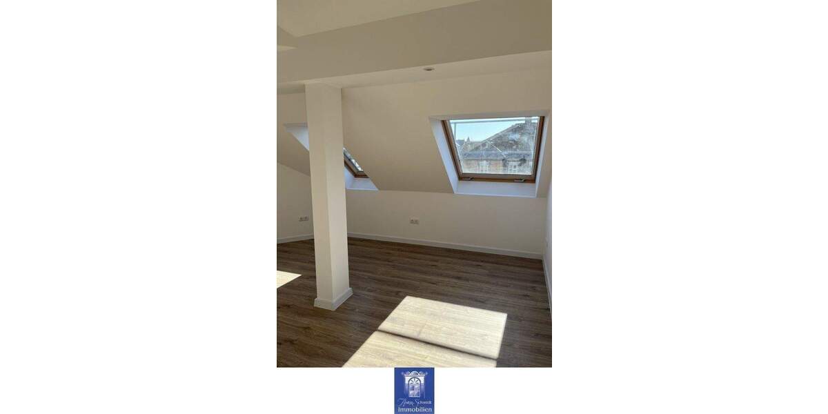 Etagenwohnung Dresden Cotta - 5 Zimmer, 119 m&sup2;, 1.500&euro; | Angebot:25631929