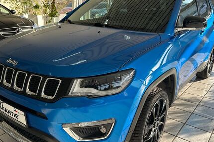 Jeep Compass 74.875 km 18.499 &euro; Kesselsdorf 01723