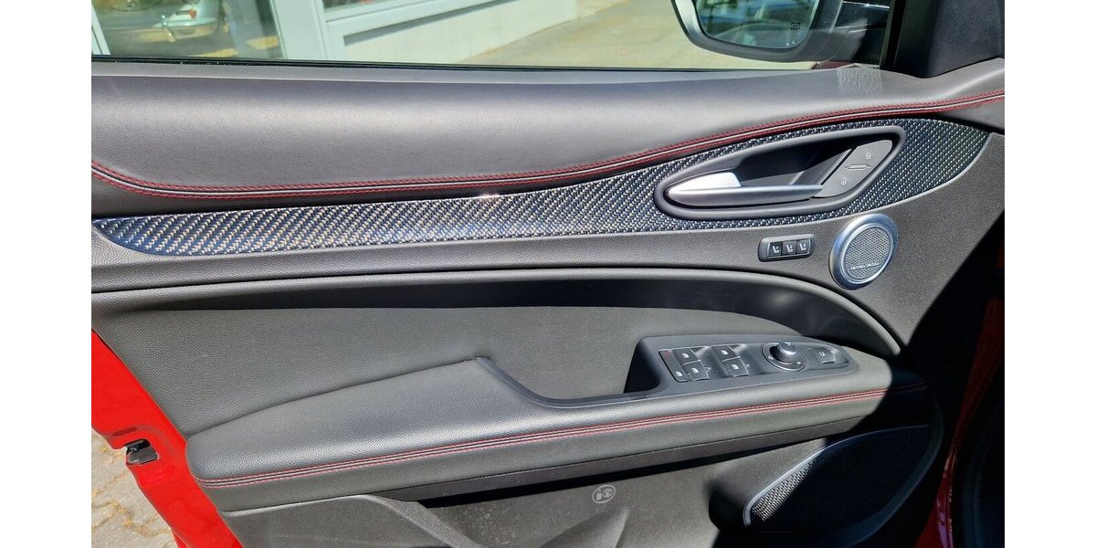 Alfa Romeo Stelvio Quadrifoglio Q4 63.569 km 46.800 &euro; Wilsdruff 01723