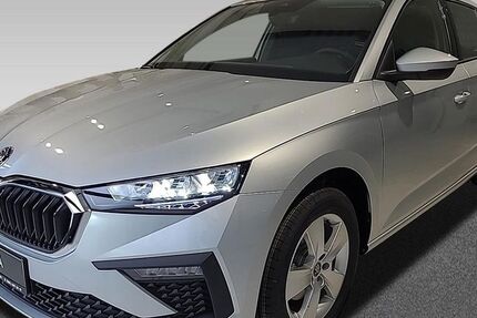 Skoda Scala 10.851 km 23.980 &euro; Dresden 01067