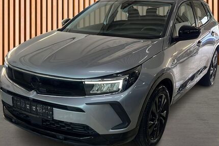 Opel Grandland (X) 15.601 km 17.880 &euro; Dresden 01328