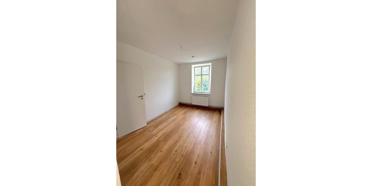 Etagenwohnung Großröhrsdorf - 3 Zimmer, 65 m&sup2;, 600&euro; | Angebot:25641786