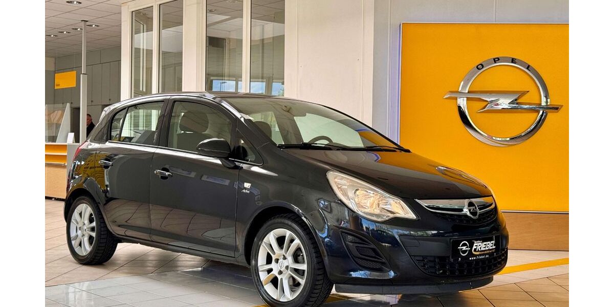 Opel Corsa 44.685 km 7.895 &euro; Heidenau 01809