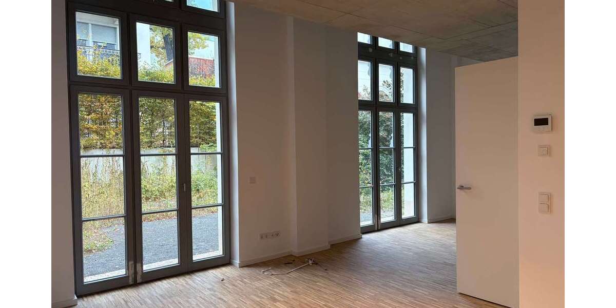Etagenwohnung Dresden Loschwitz - 2.5 Zimmer, 86 m&sup2;, 1.590&euro; | Angebot:24479559