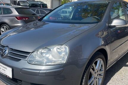 VW Golf 212.823 km 2.499 &euro; Radebeul 01445