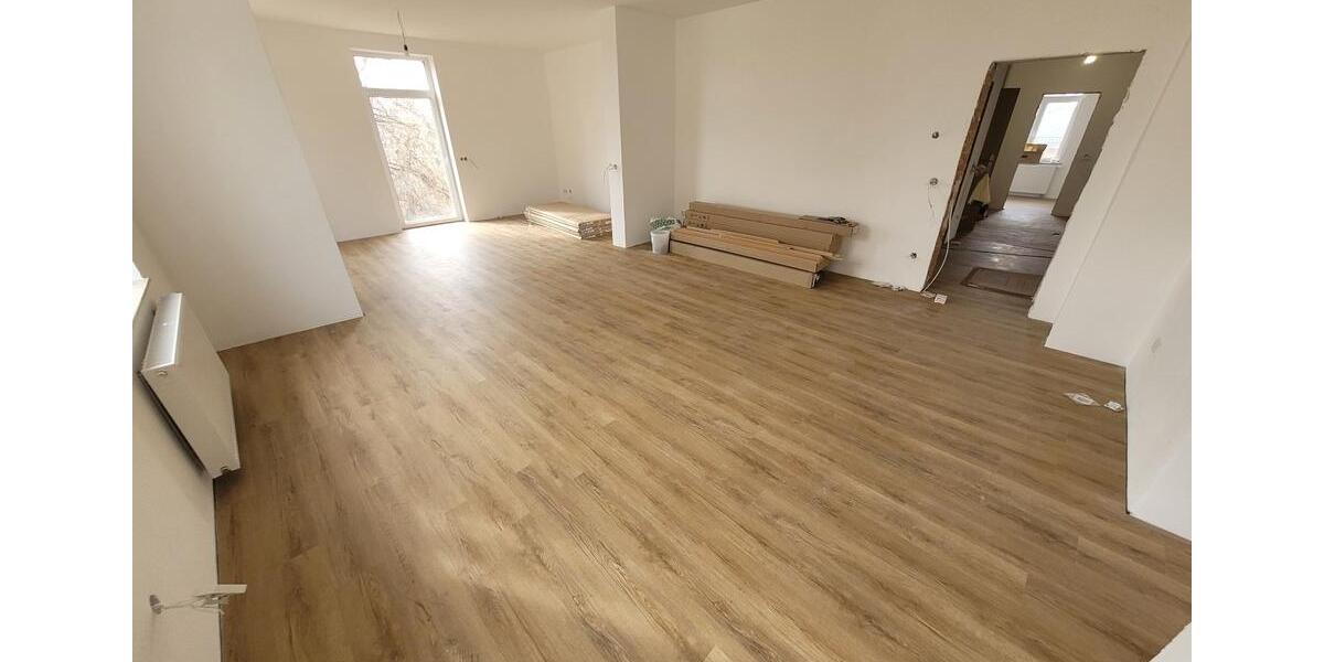 Etagenwohnung Dresden Cotta - 6 Zimmer, 160 m&sup2;, 1.790&euro; | Angebot:25415870