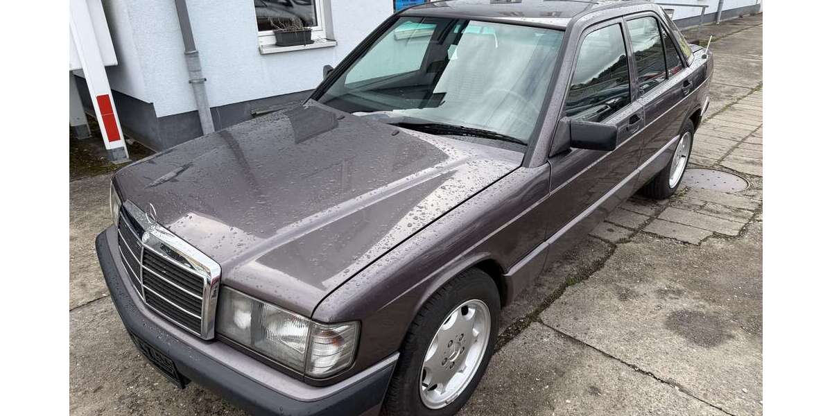 Mercedes-Benz 190 249.989 km 4.999 &euro; Heidenau bei Dresden 01809