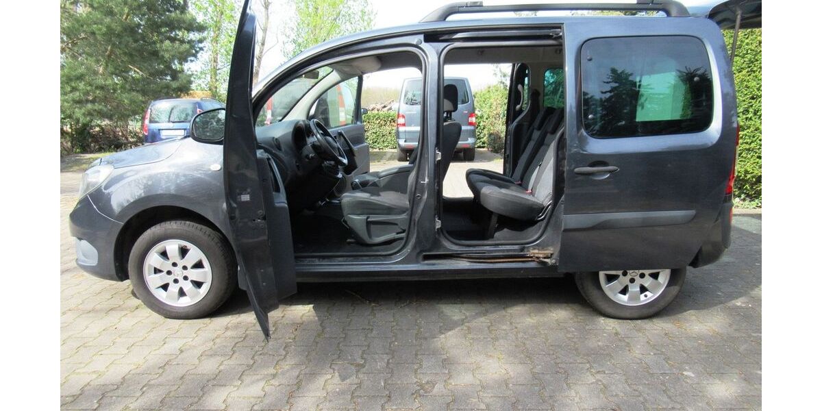 Mercedes-Benz Citan 288.000 km 5.199 &euro; Gröbern bei Meissen 01689