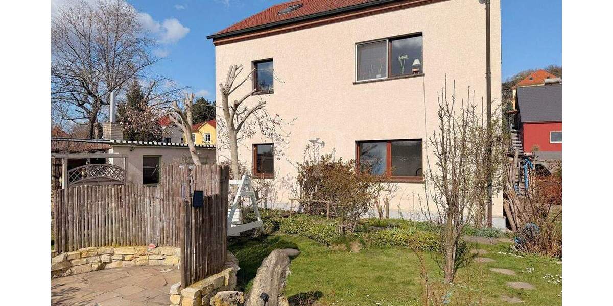 Einfamilienhaus Radebeul - 8 Zimmer, 180 m&sup2;, 520.000&euro; | Angebot:25815561