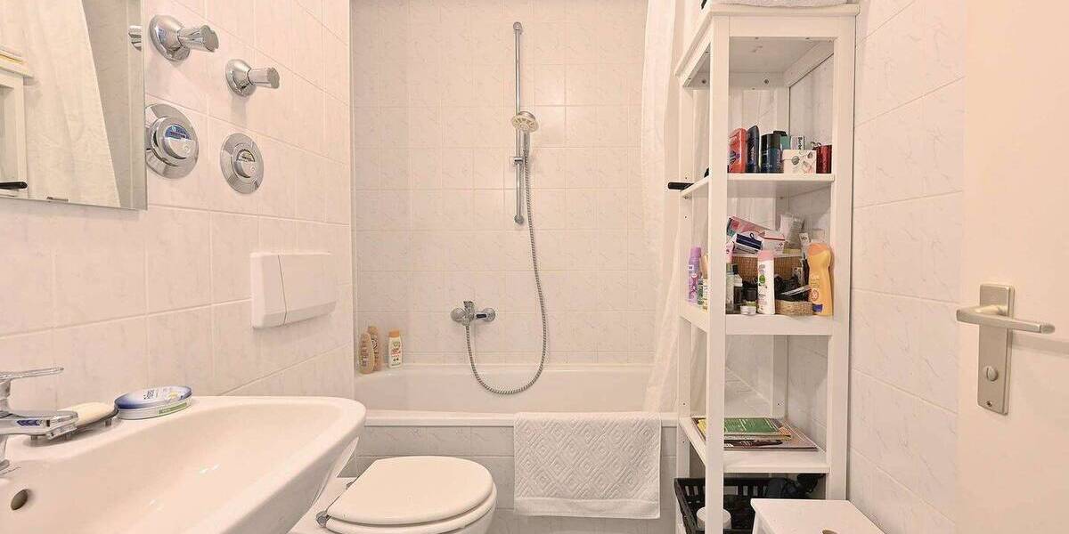 Etagenwohnung Dresden Pieschen-Süd - 2 Zimmer, 63 m&sup2;, 159.000&euro; | Angebot:26595032