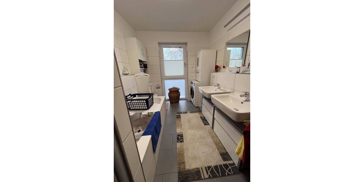 Etagenwohnung Dresden Äußere Neustadt - 3 Zimmer, 96 m&sup2;, 1.400&euro; | Angebot:26307473