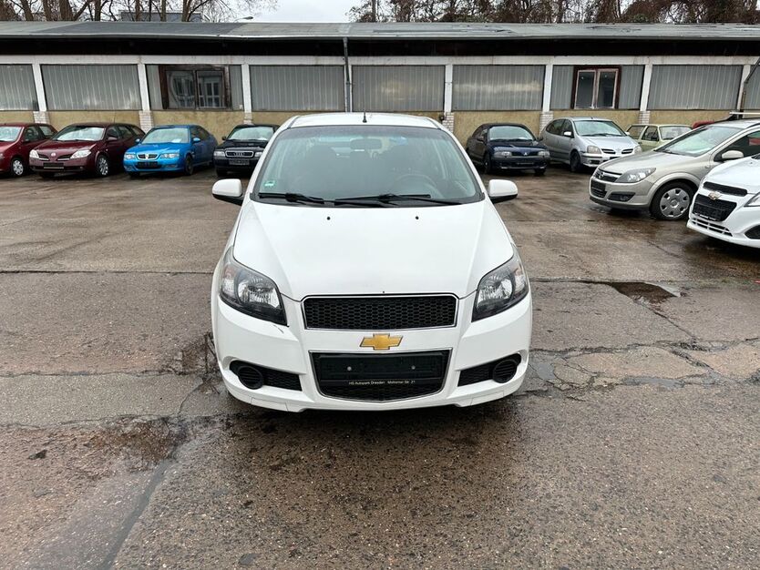 Chevrolet Aveo 143.045 km 2.500 € Dresden 01159