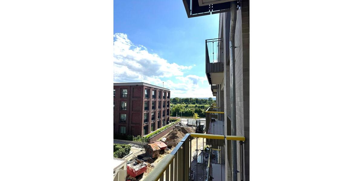 Etagenwohnung Dresden Neustadt - 3 Zimmer, 85 m&sup2;, 1.355&euro; | Angebot:25989844