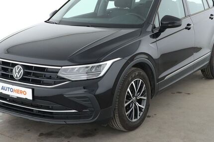 VW Tiguan 23.629 km 27.130 &euro; Dresden 01187
