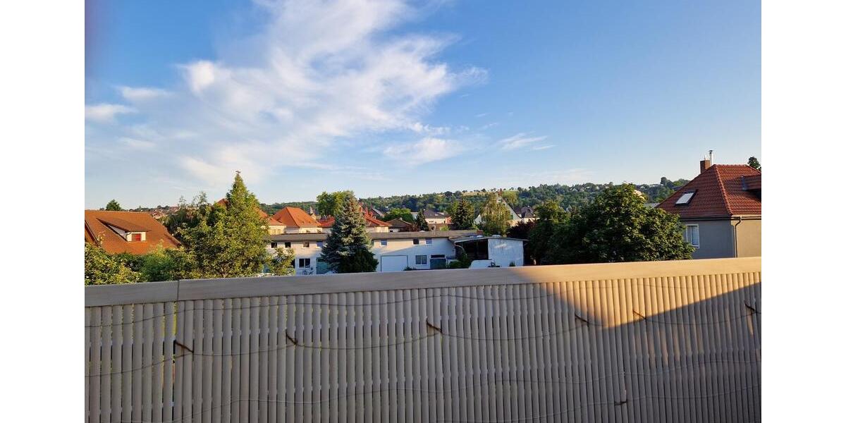 Wunderschöne, helle Dachgeschosswohnung im Grünen PROVISIONSFREI 2 zimmer