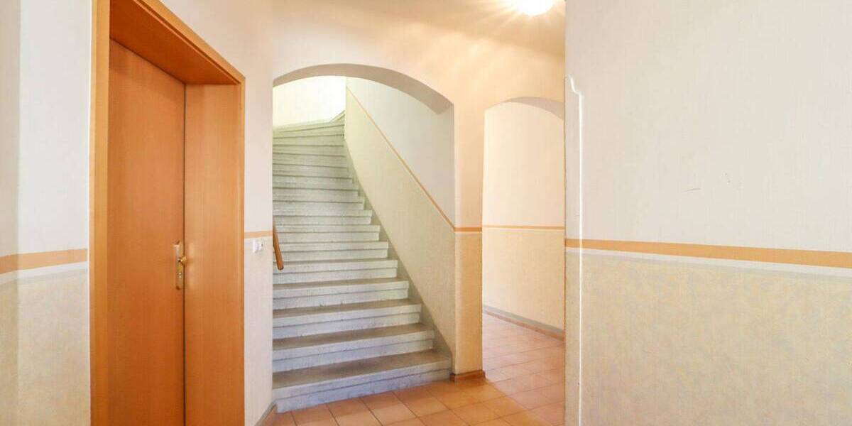 Etagenwohnung Pirna - 2 Zimmer, 72 m&sup2;, 129.000&euro; | Angebot:25798987