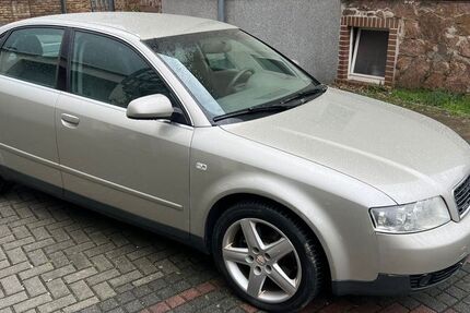 Audi A4 330.000 km 1.999 &euro; Dresden 01139