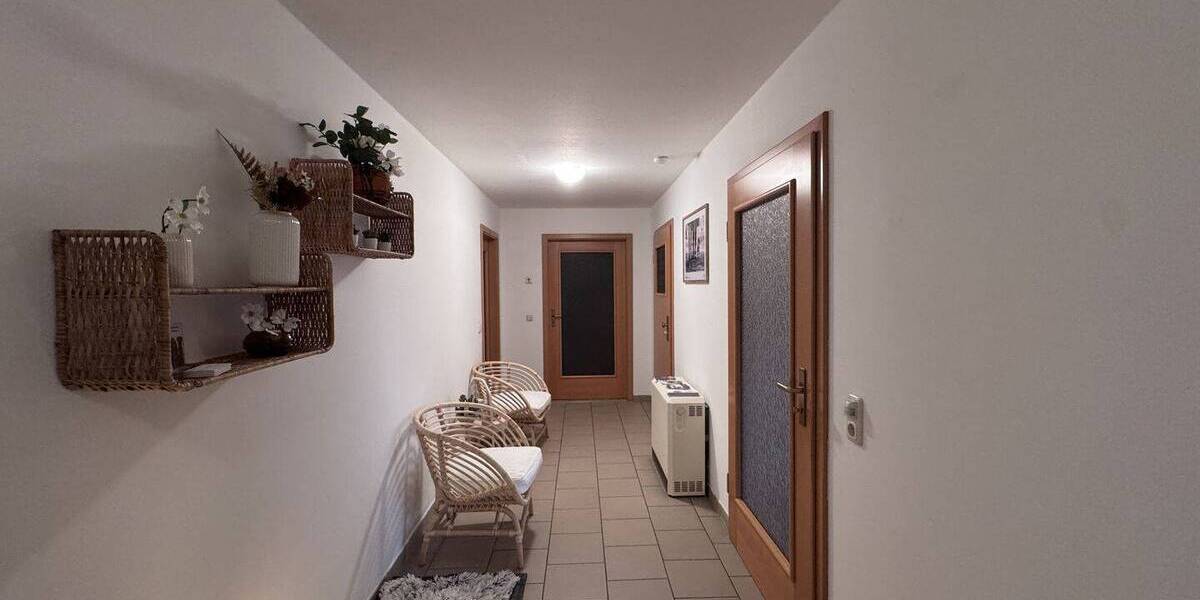 Mehrfamilienhaus, Wohnhaus Dresden Weißig - 9 Zimmer, 280 m&sup2;, 650.000&euro; | Angebot:26108539