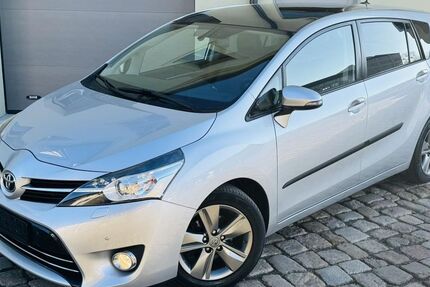 Toyota Verso 116.662 km 9.490 &euro; Dresden 01257